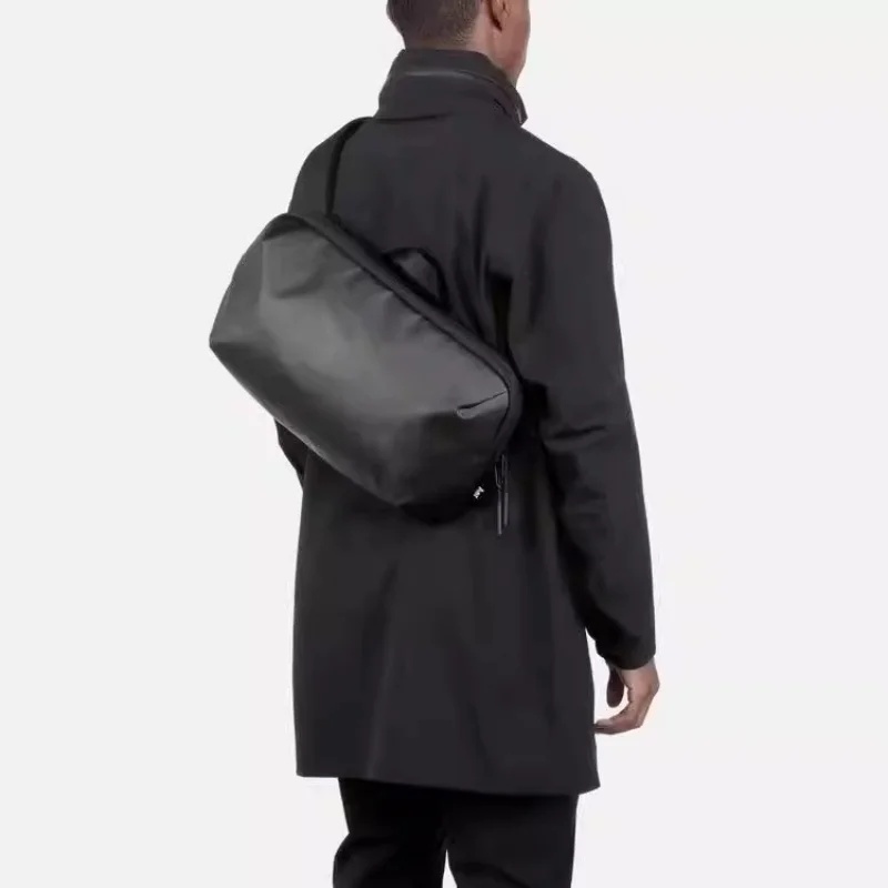 The Office Tech - Mochila Tech Sling de Nylon Balístico